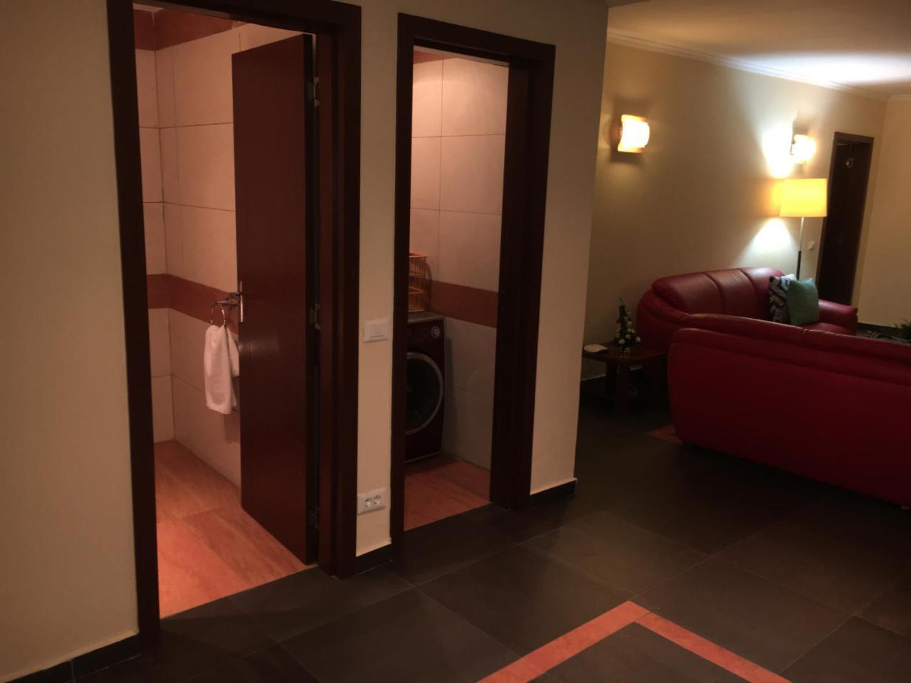 Djeug'Appart Hotel Yaoundé Eksteriør bilde