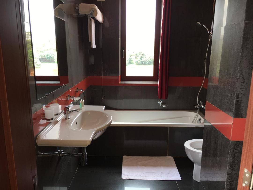 Djeug'Appart Hotel Yaoundé Eksteriør bilde