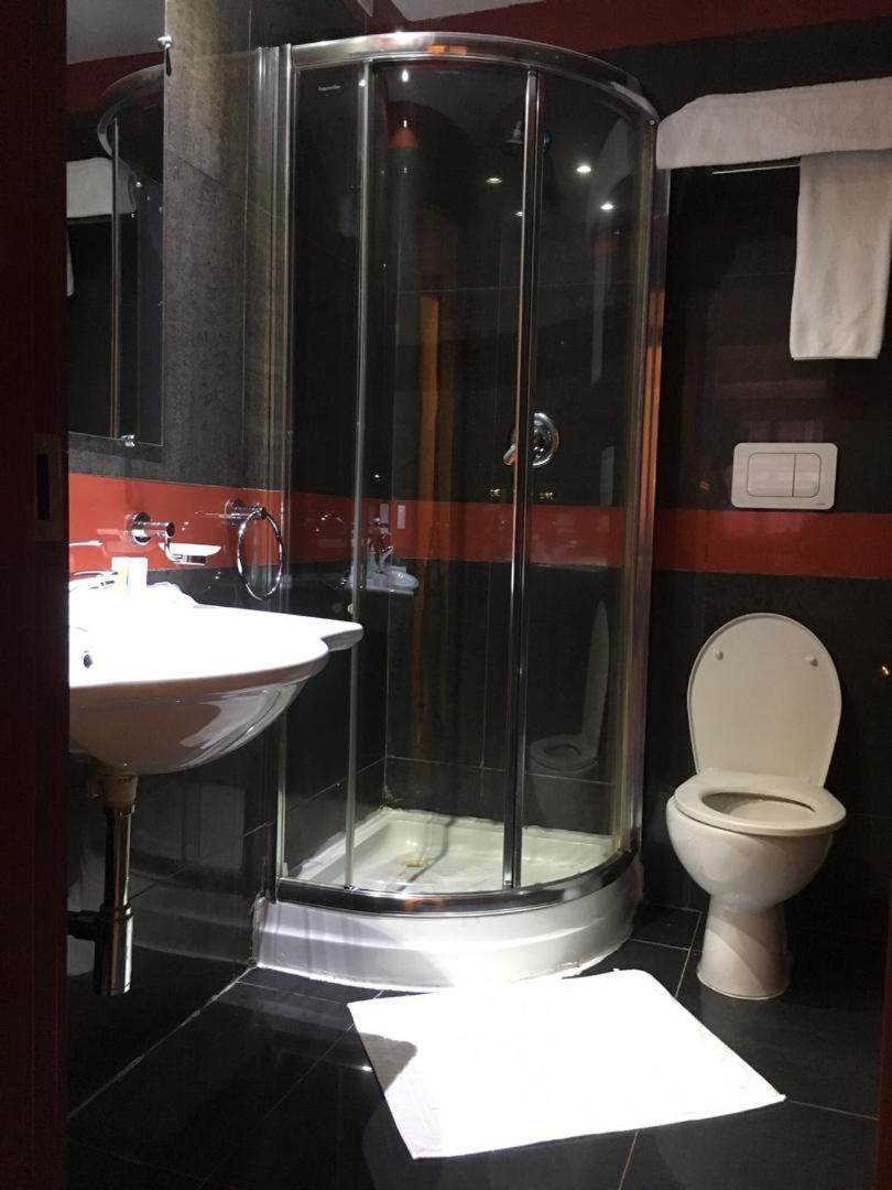 Djeug'Appart Hotel Yaoundé Eksteriør bilde