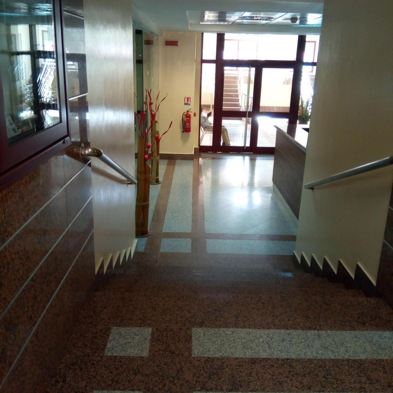 Djeug'Appart Hotel Yaoundé Eksteriør bilde